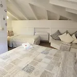 Giuliana - Attic Apartman *