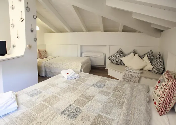 Giuliana - Attic Appartamento *